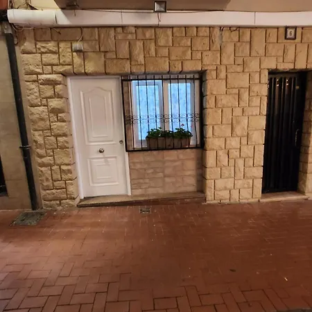 Apartment Boomerang *